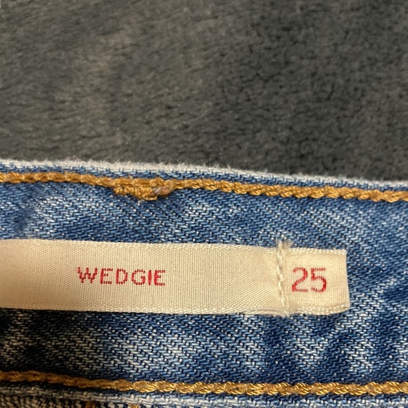 Levi’s wedgie jeans - Picture 4 of 5